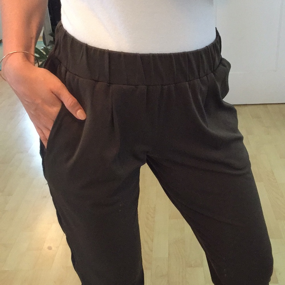 Joggers - Picture 4 of 6